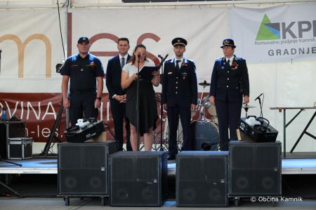 Slovesnost ob odprtju prizidka in prevzemu večnamenskega gasilskega vozila PGD Gozd (14)